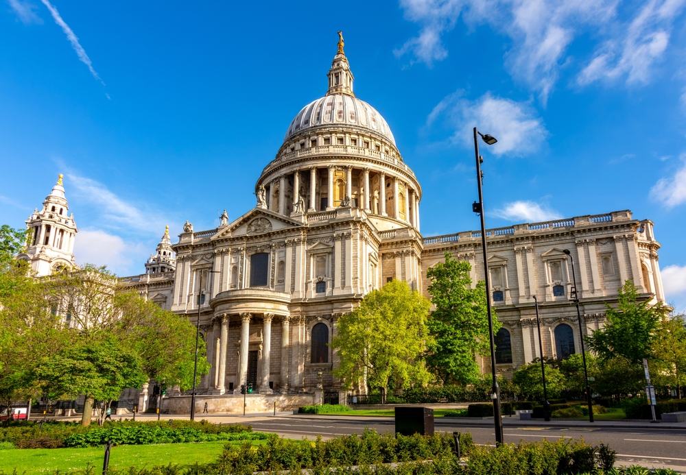 St pauls cathedral exterior