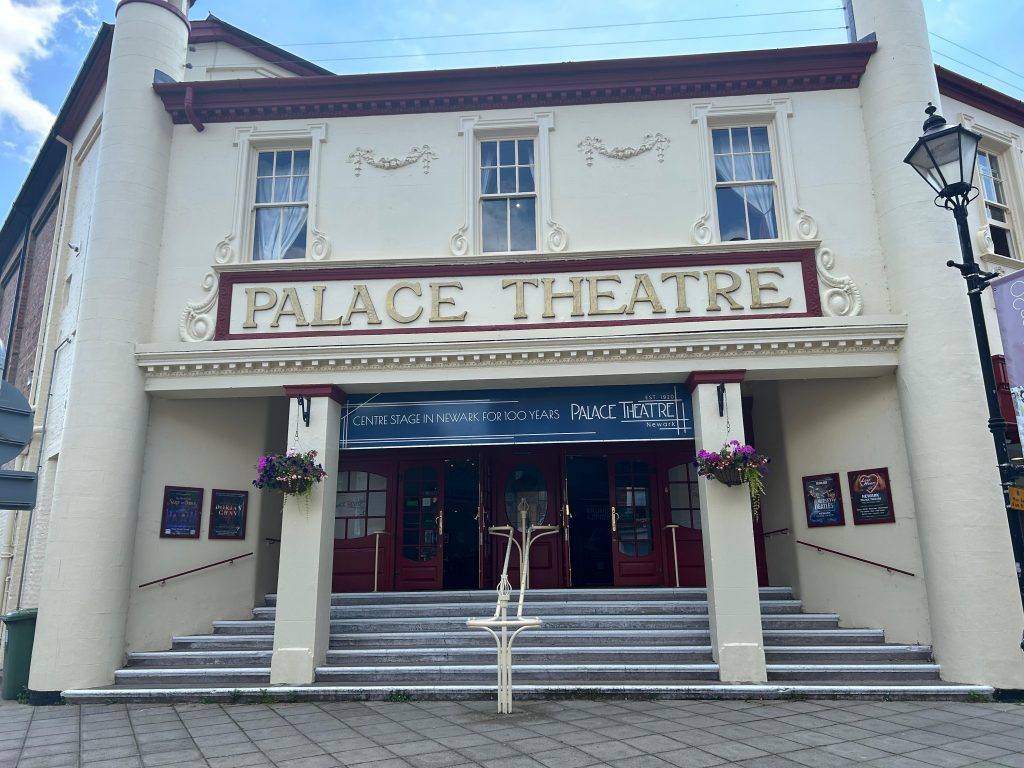 Palace Theatre Newark Exterior